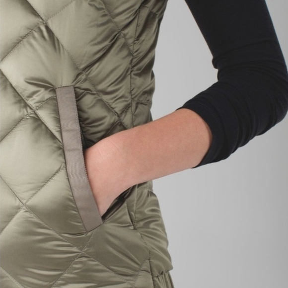 Lululemon | The Fluffiest Reversible Down Vest Olive Green Butterflies Size 2 - Picture 3 of 16